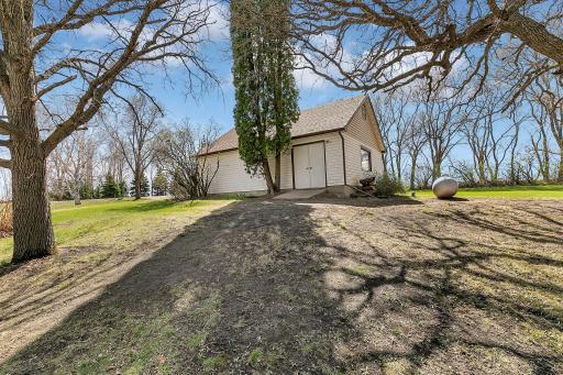 12951 Daisy Lane SW, Farwell, MN 56327