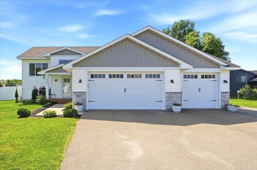 811 Brady Lane, New Richmond, WI 54017