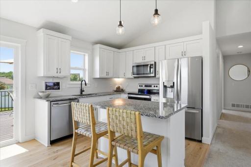 811 Brady Lane, New Richmond, WI 54017