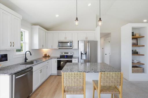 811 Brady Lane, New Richmond, WI 54017