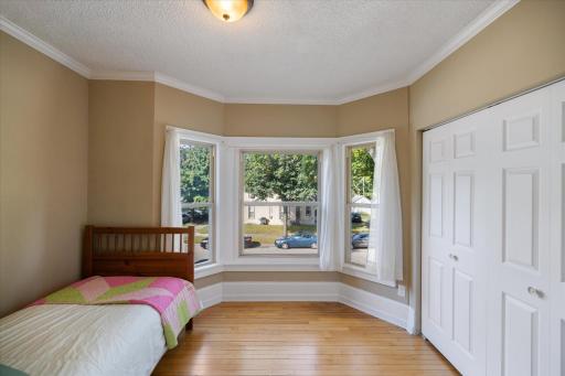 1001 26th Avenue NE, Minneapolis, MN 55418