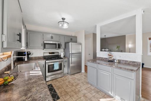 37625 Eleanor Avenue, North Branch, MN 55056