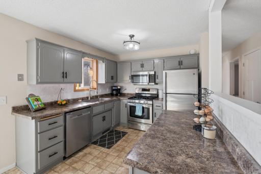 37625 Eleanor Avenue, North Branch, MN 55056