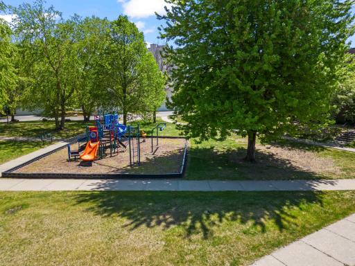 2637 5th Avenue S, Minneapolis, MN 55408