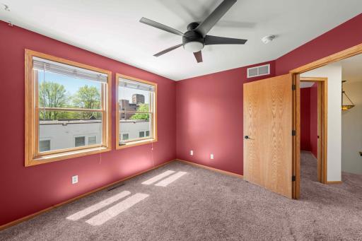 2637 5th Avenue S, Minneapolis, MN 55408