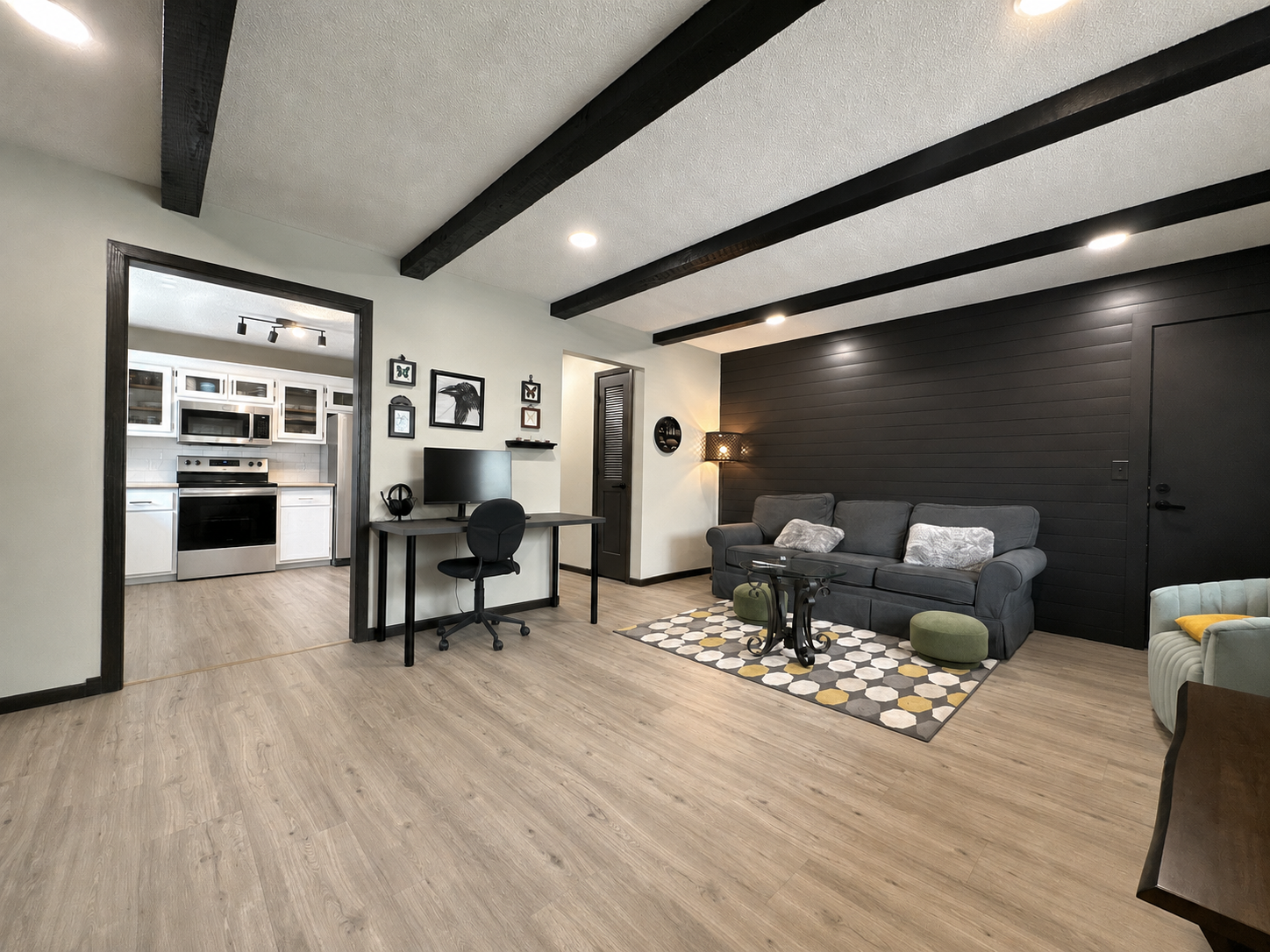 Upper Level Living Room 1.png