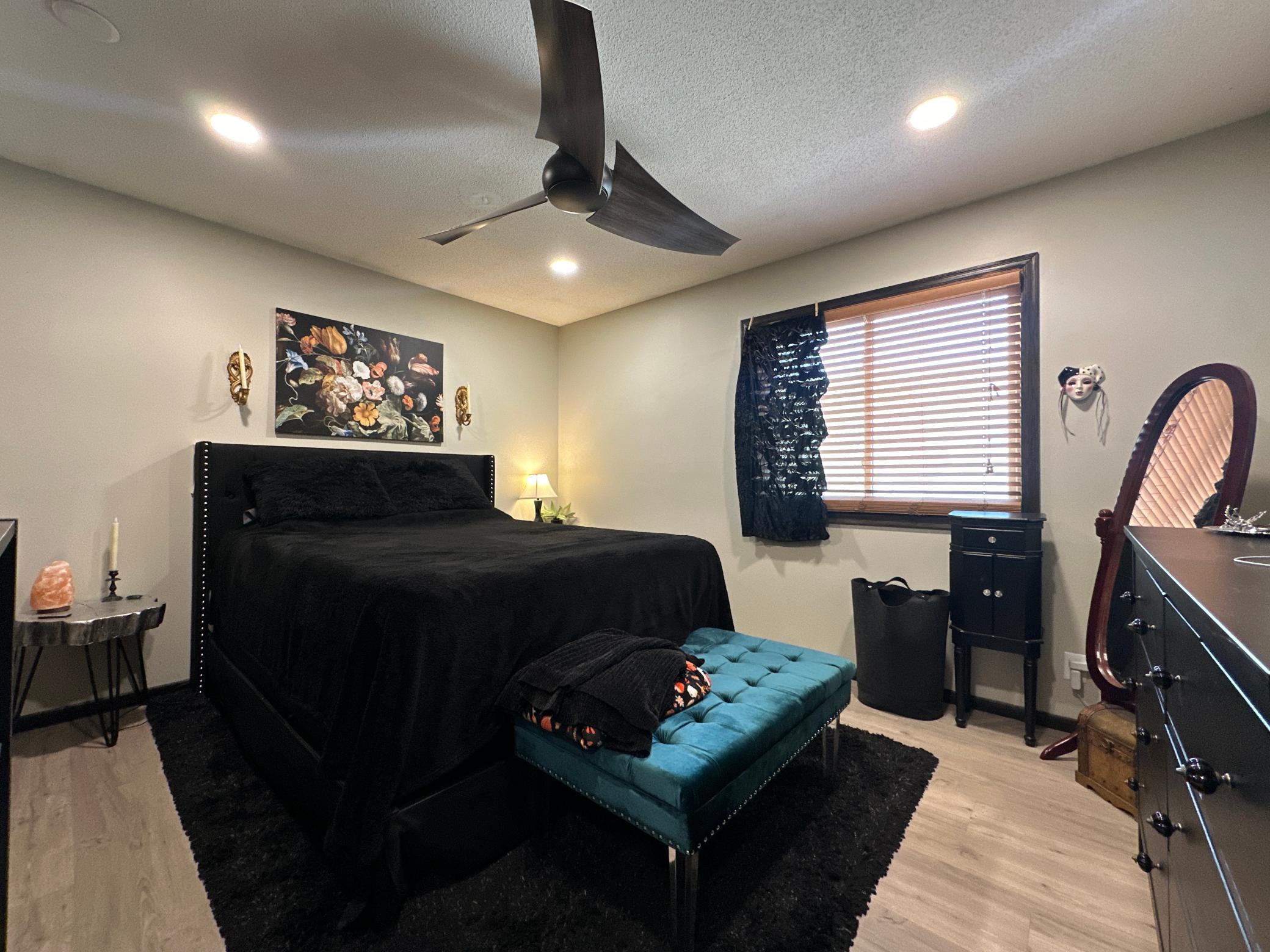 Upper Level BR 1.JPG