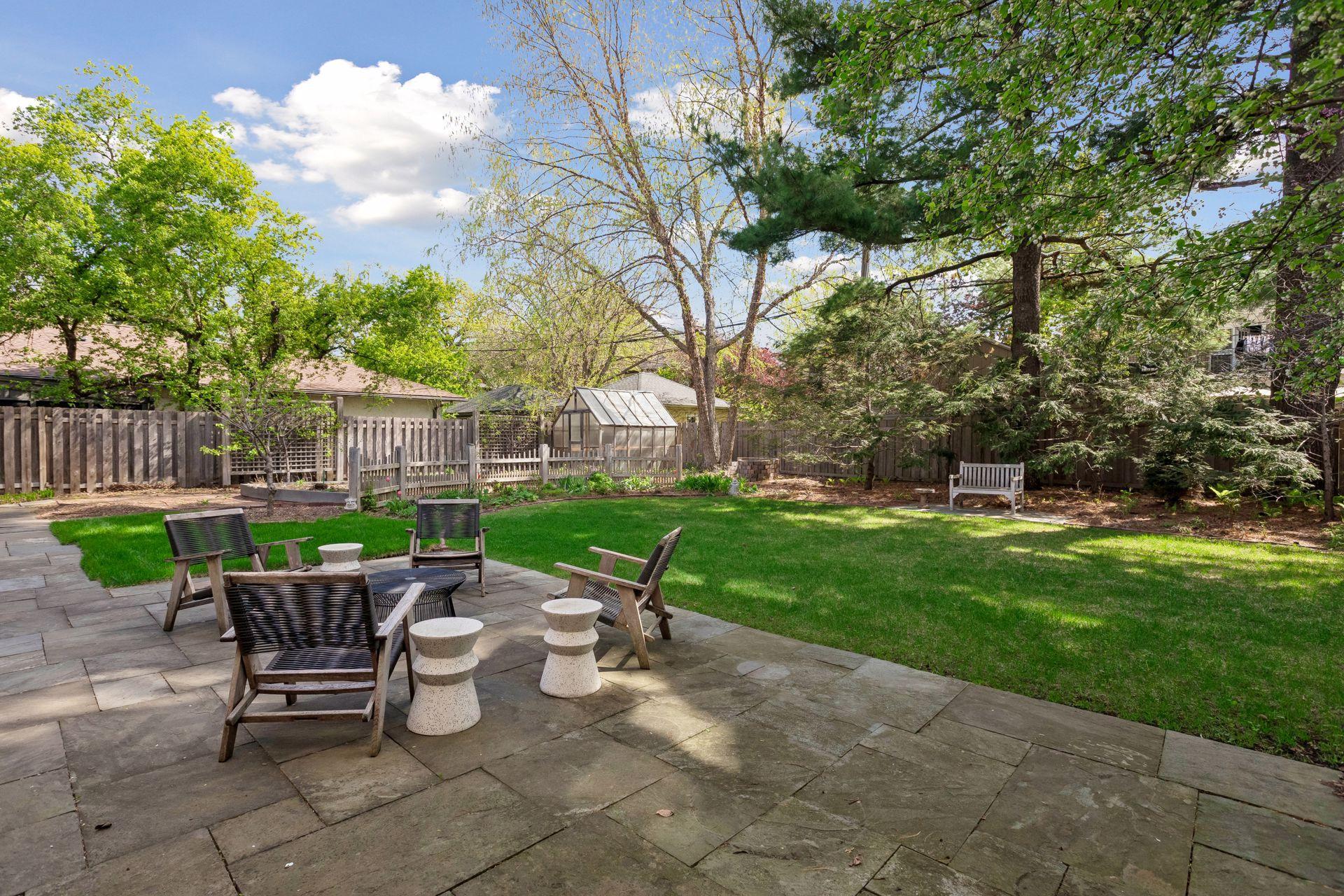 Blue stone patio-A beautiful place to enjoy the view and entertain.