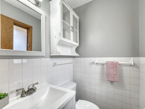 17 - Primary Bedroom Powder Room.jpg