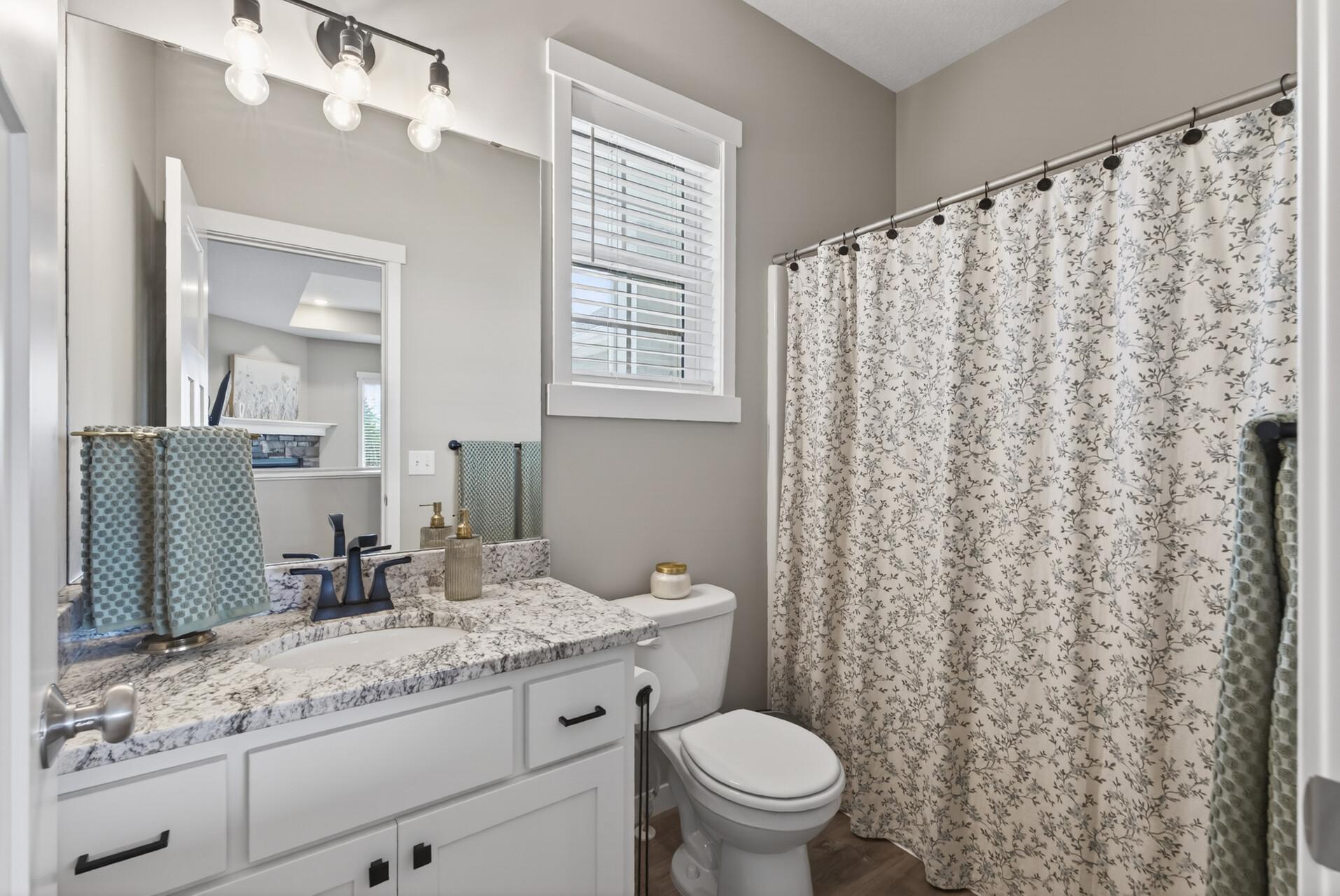 Main Floor Full Bath