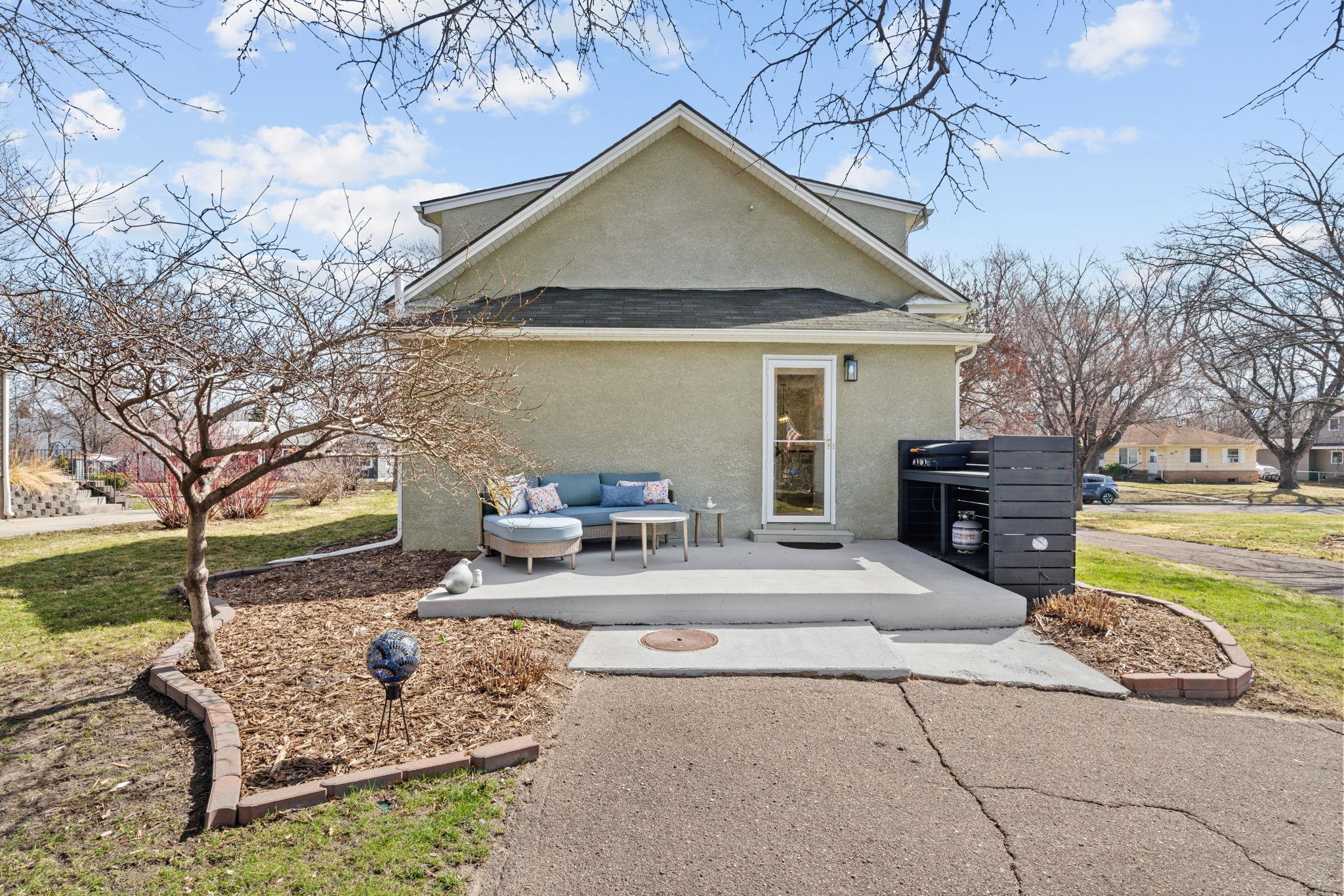 Summer time is calling!