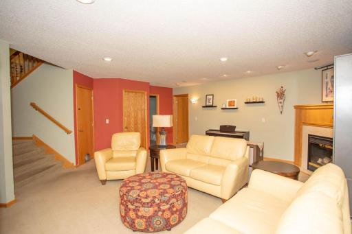 601 Sterling Street S, Saint Paul, MN 55119
