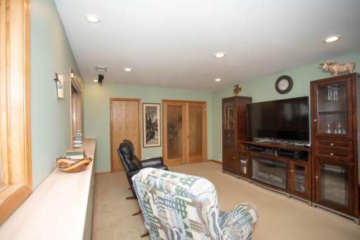 601 Sterling Street S, Saint Paul, MN 55119