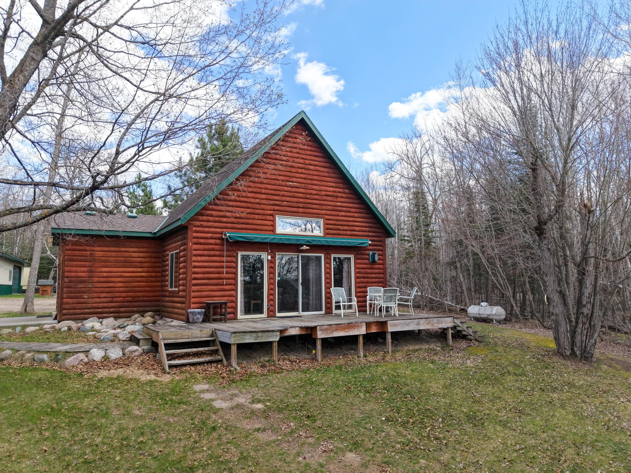LAKE CABIN-2.jpg
