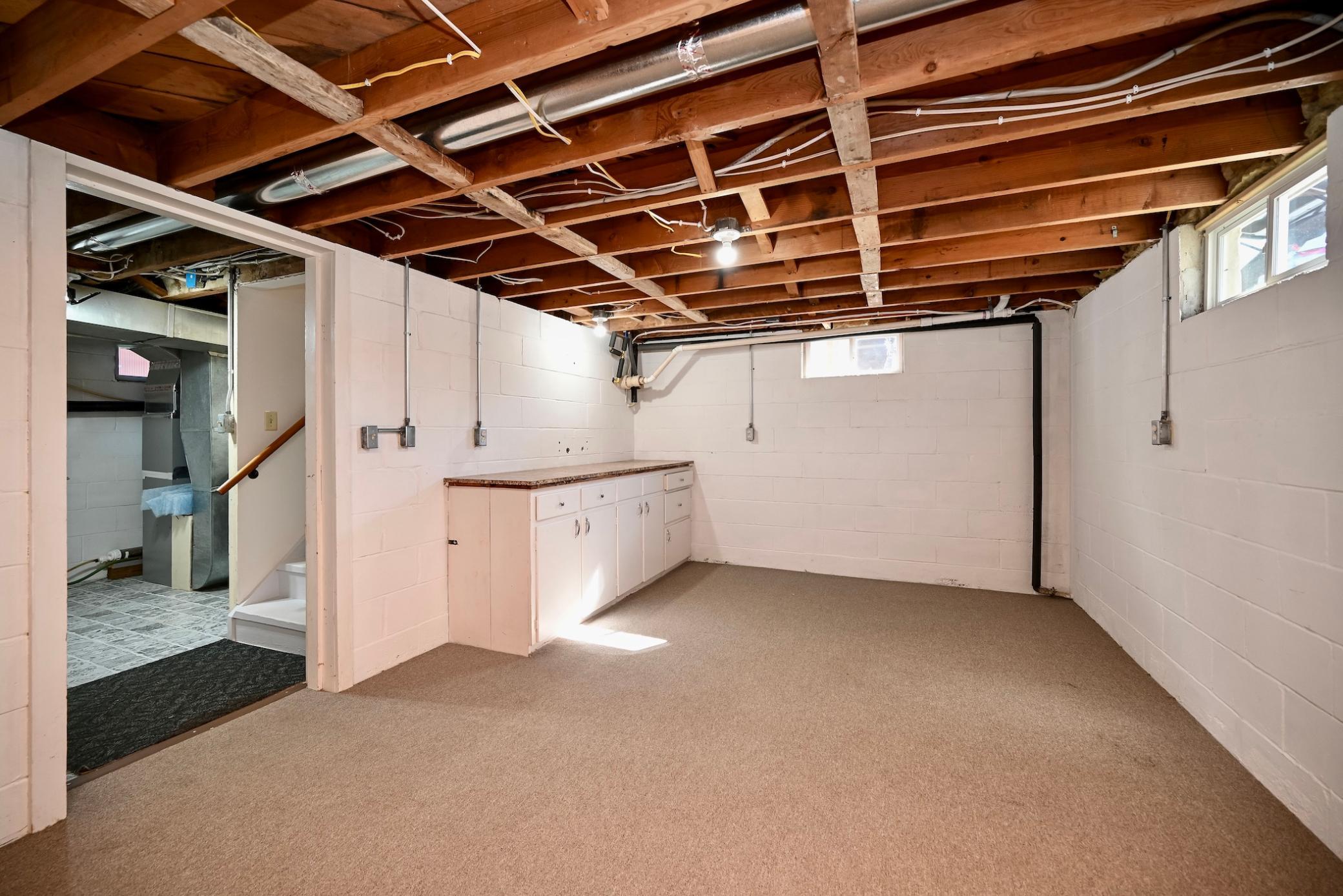 16 LL Flex Room 2.jpg