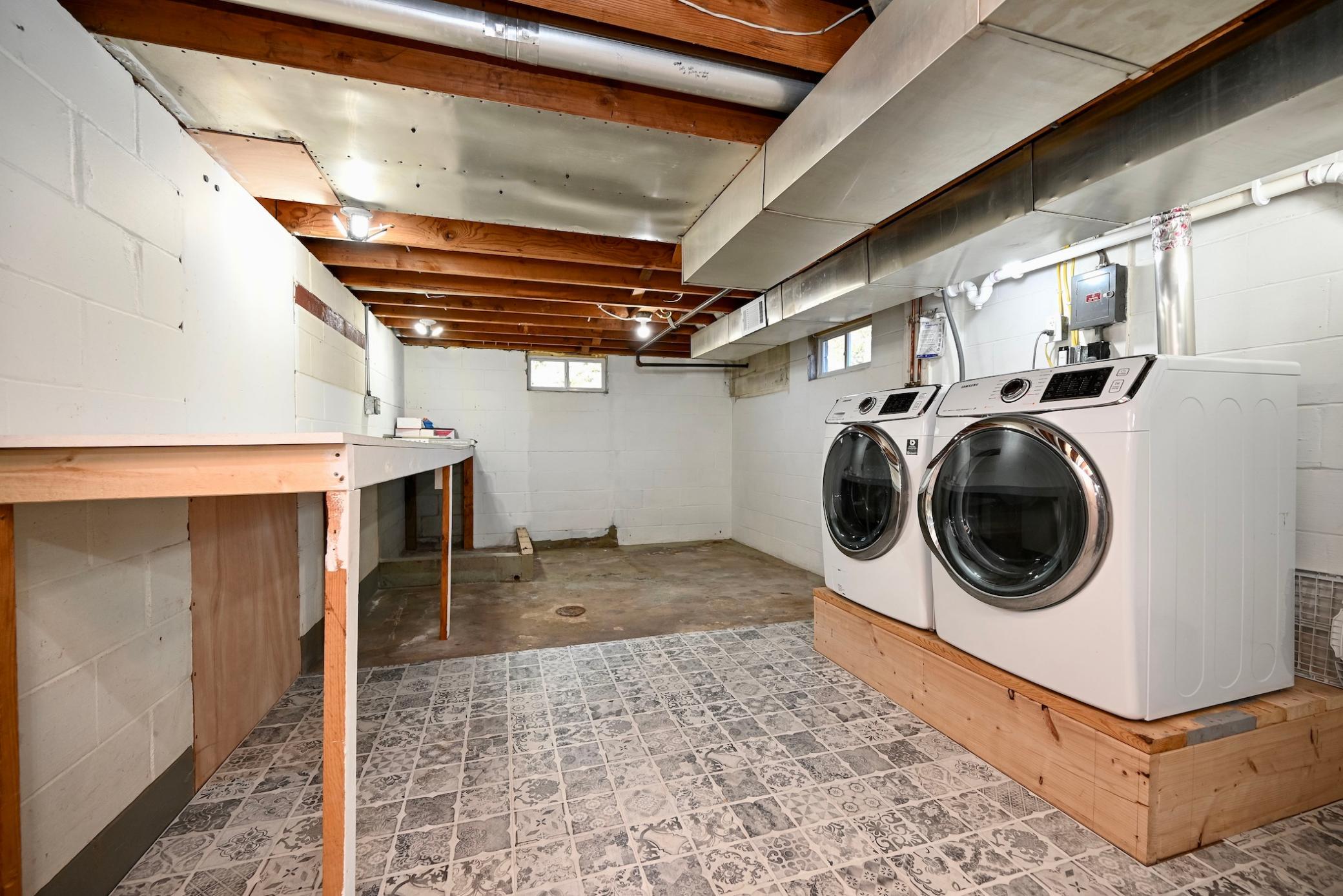 14 LL Laundry Area.jpg
