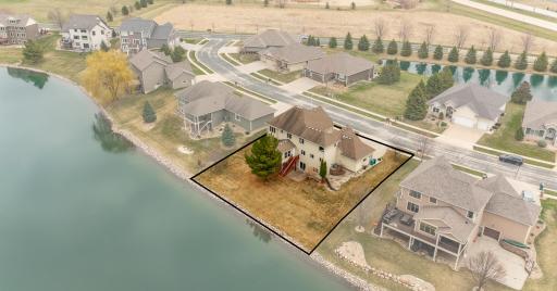 4066 Autumn Lake Court SW, Rochester, MN 55902