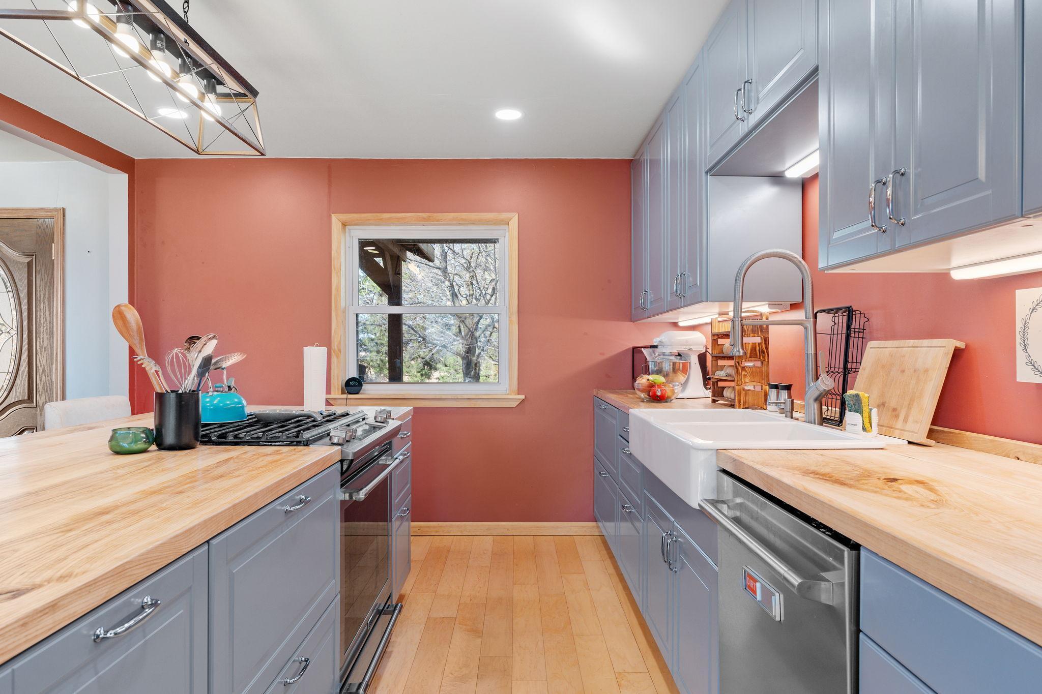 53-web-or-mls-1780 180th St-53.jpg