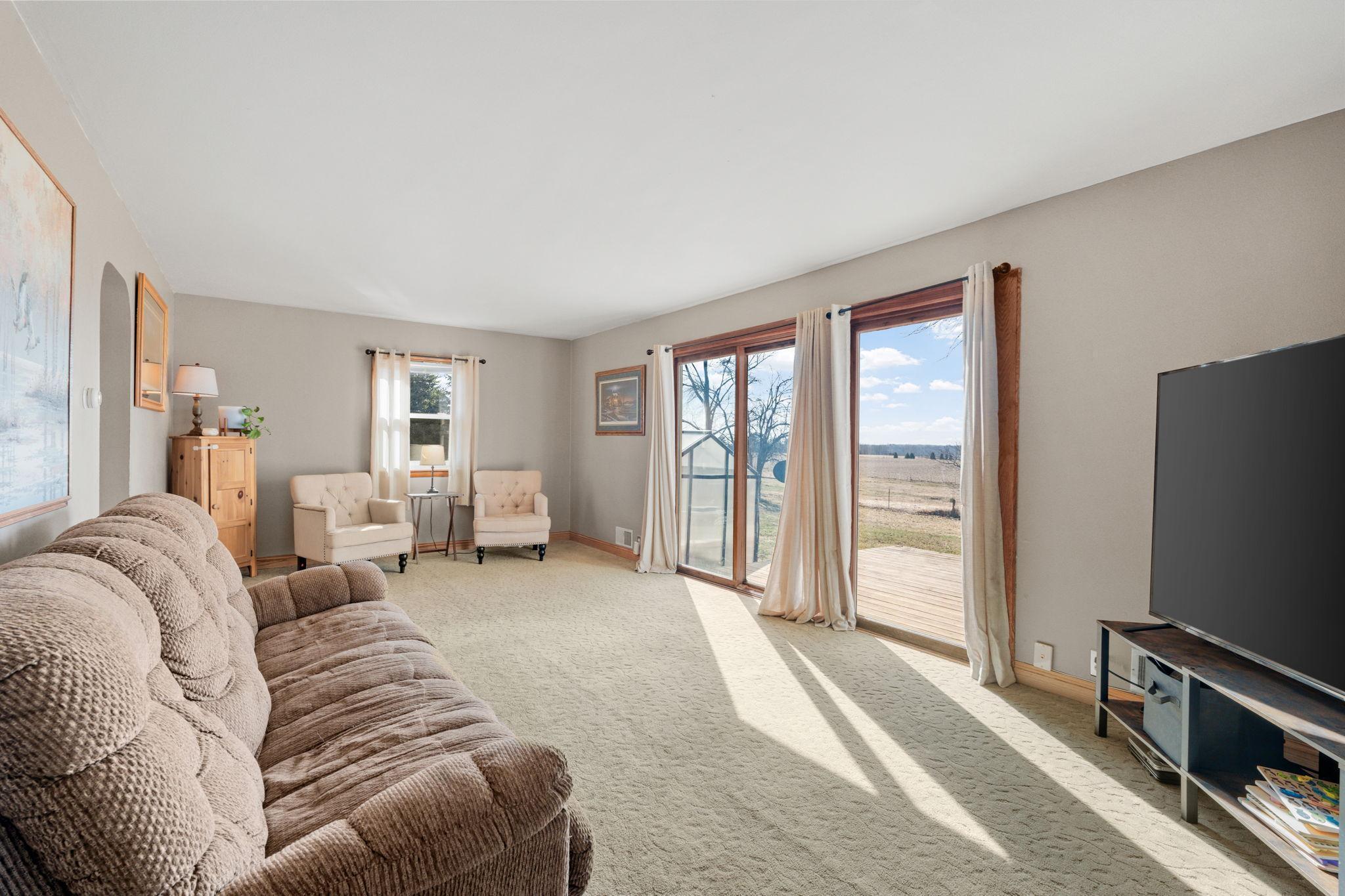 59-web-or-mls-1780 180th St-59.jpg