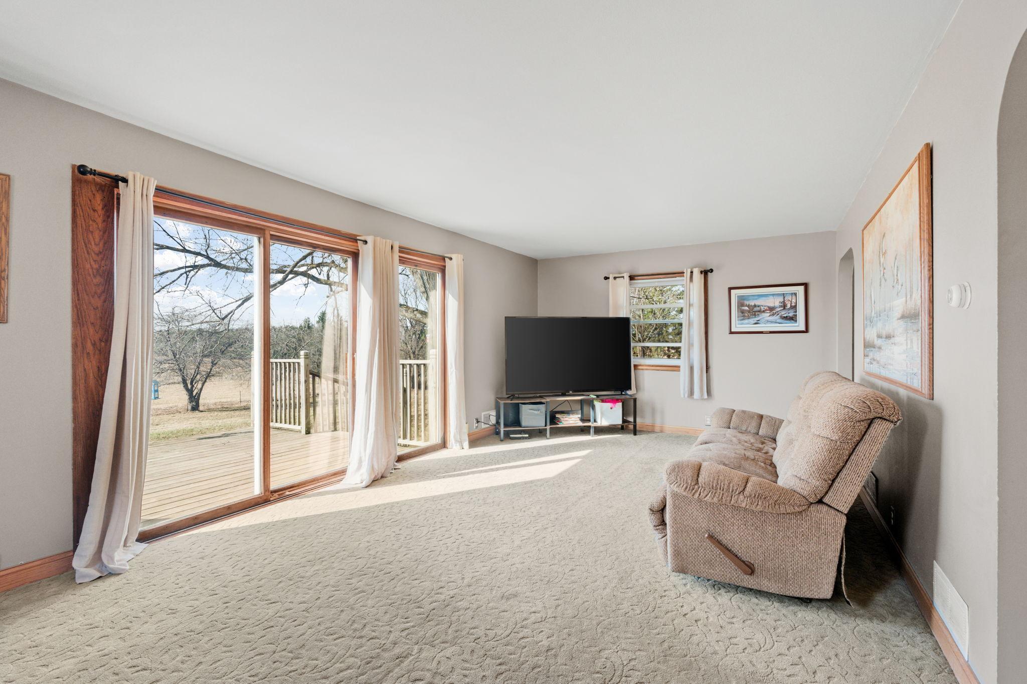 57-web-or-mls-1780 180th St-57.jpg