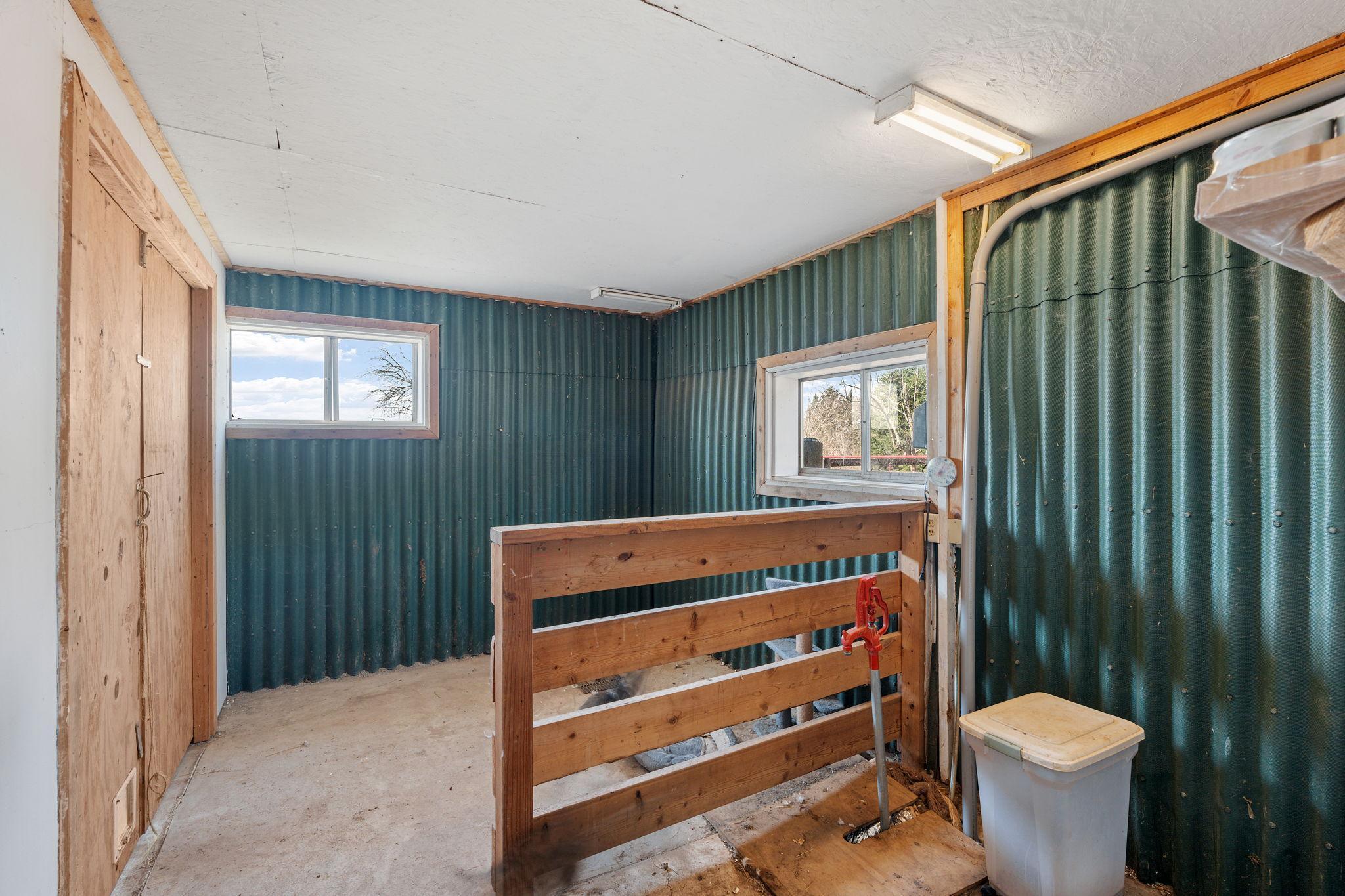 28-web-or-mls-1780 180th St-28.jpg