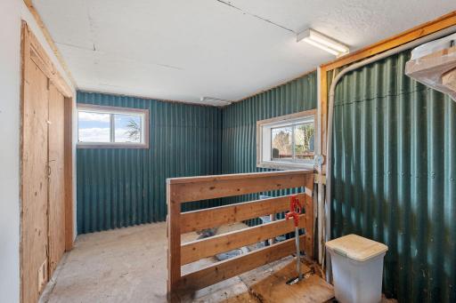 28-web-or-mls-1780 180th St-28.jpg
