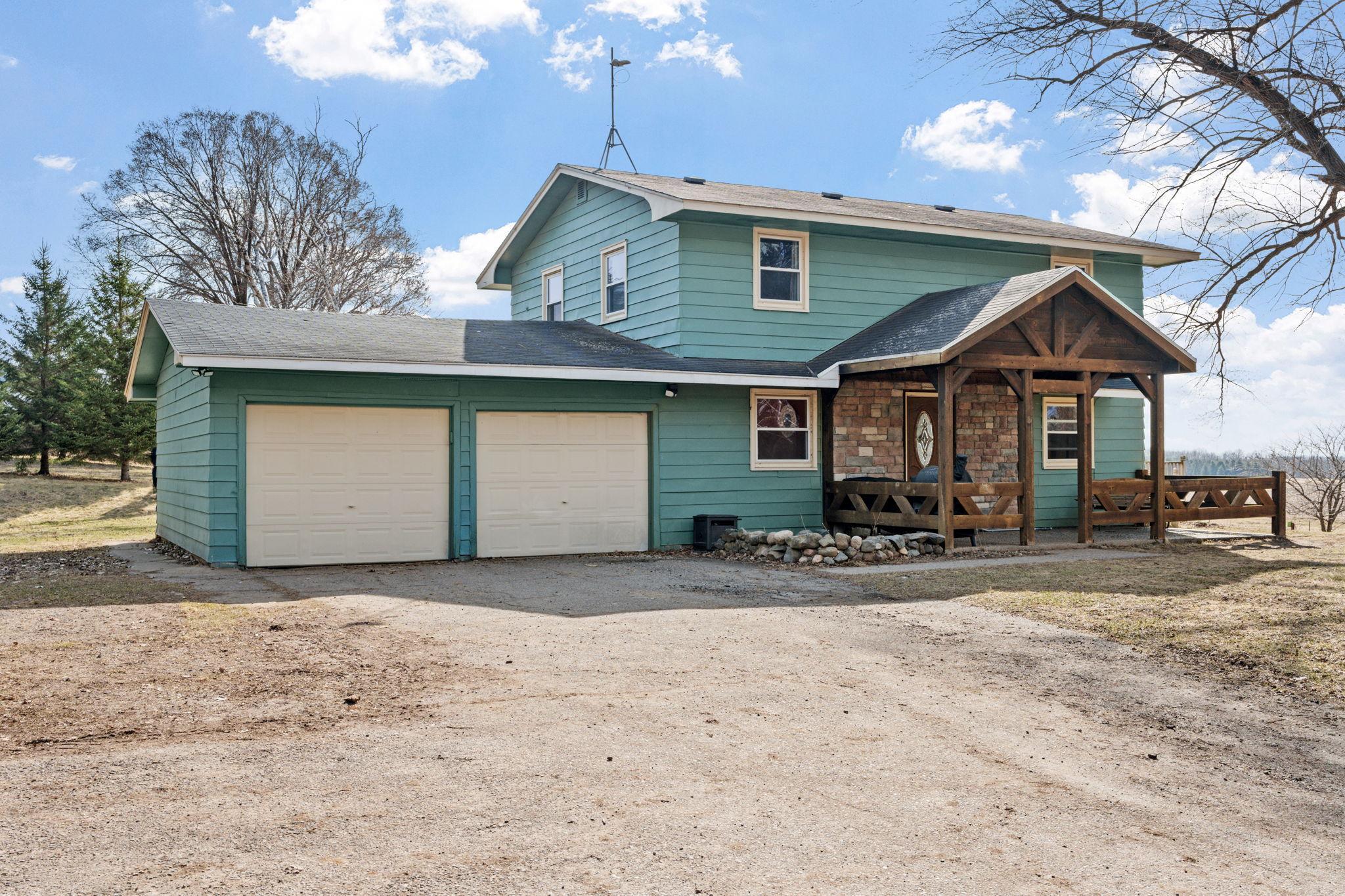 5-web-or-mls-1780 180th St-5.jpg