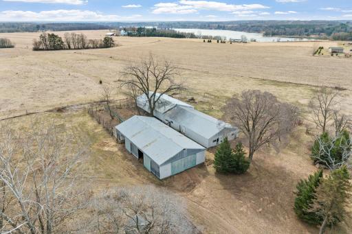 46-web-or-mls-1780 180th St-46.jpg