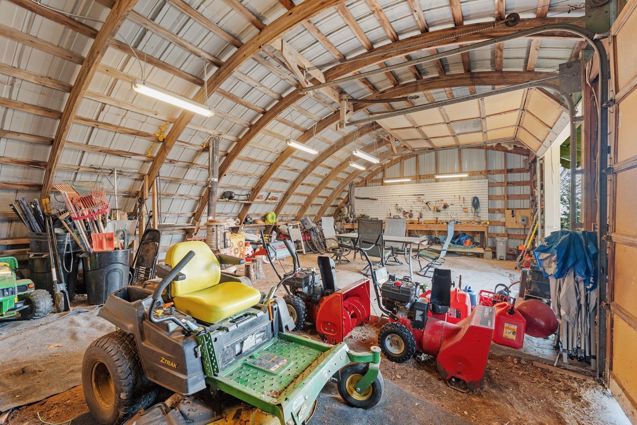 19-web-or-mls-1780 180th St-19.jpg