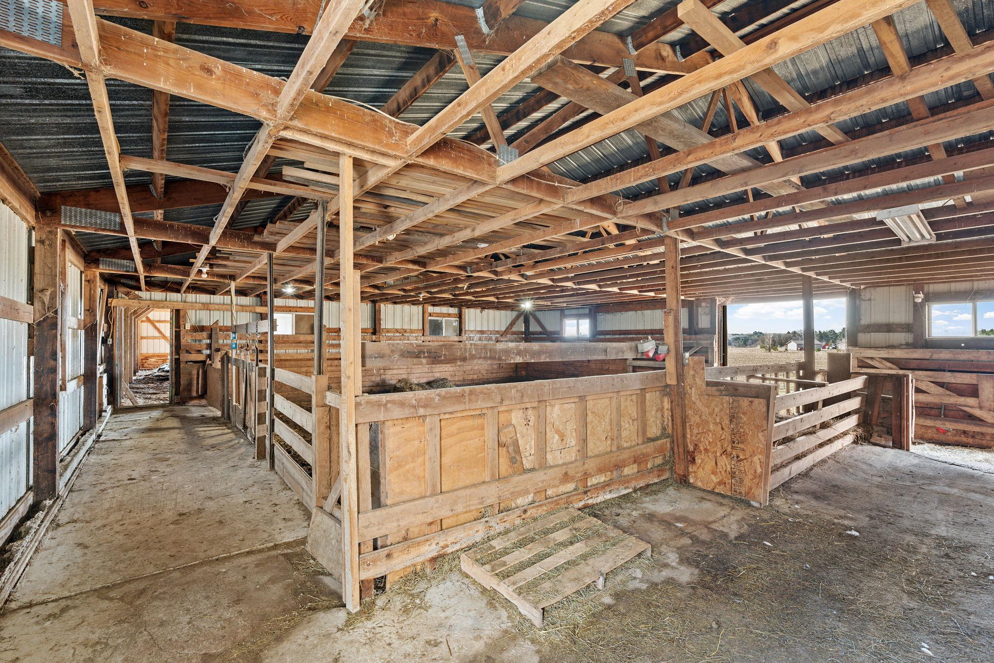 29-web-or-mls-1780 180th St-29.jpg