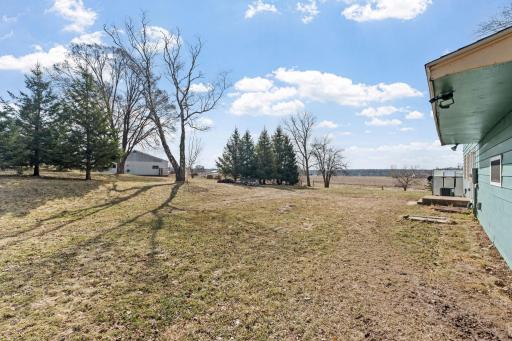 11-web-or-mls-1780 180th St-11.jpg