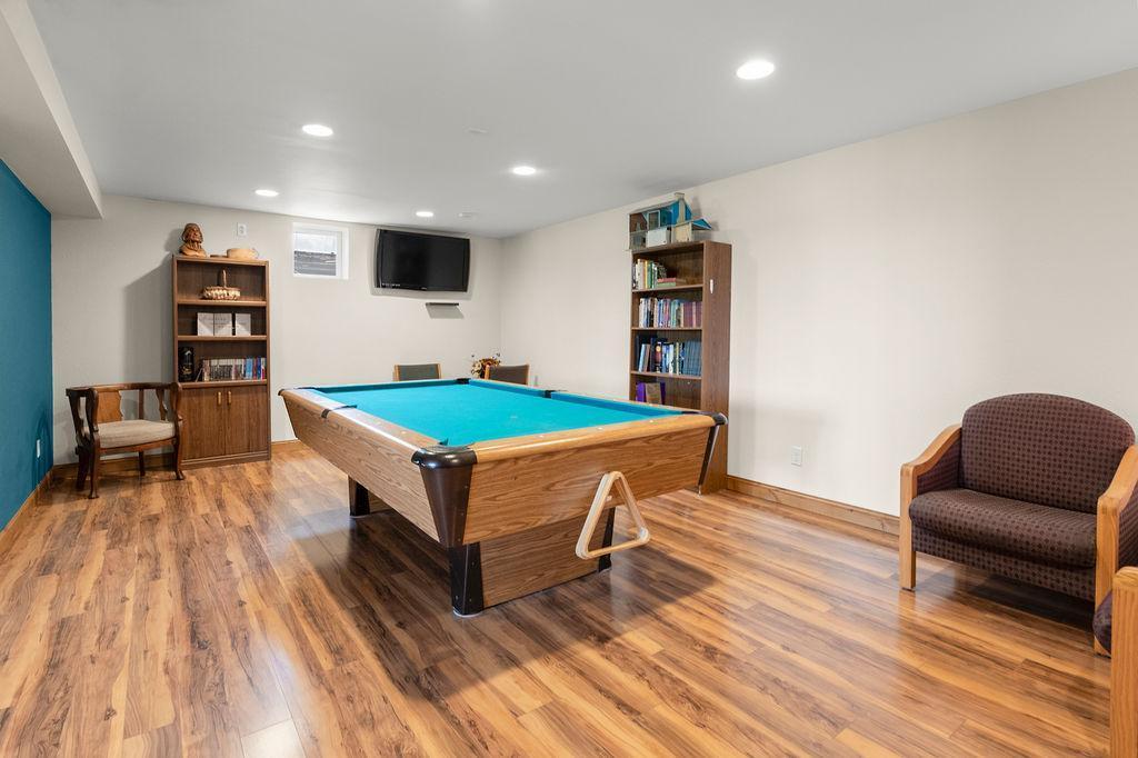 Bonus/Entertainment room