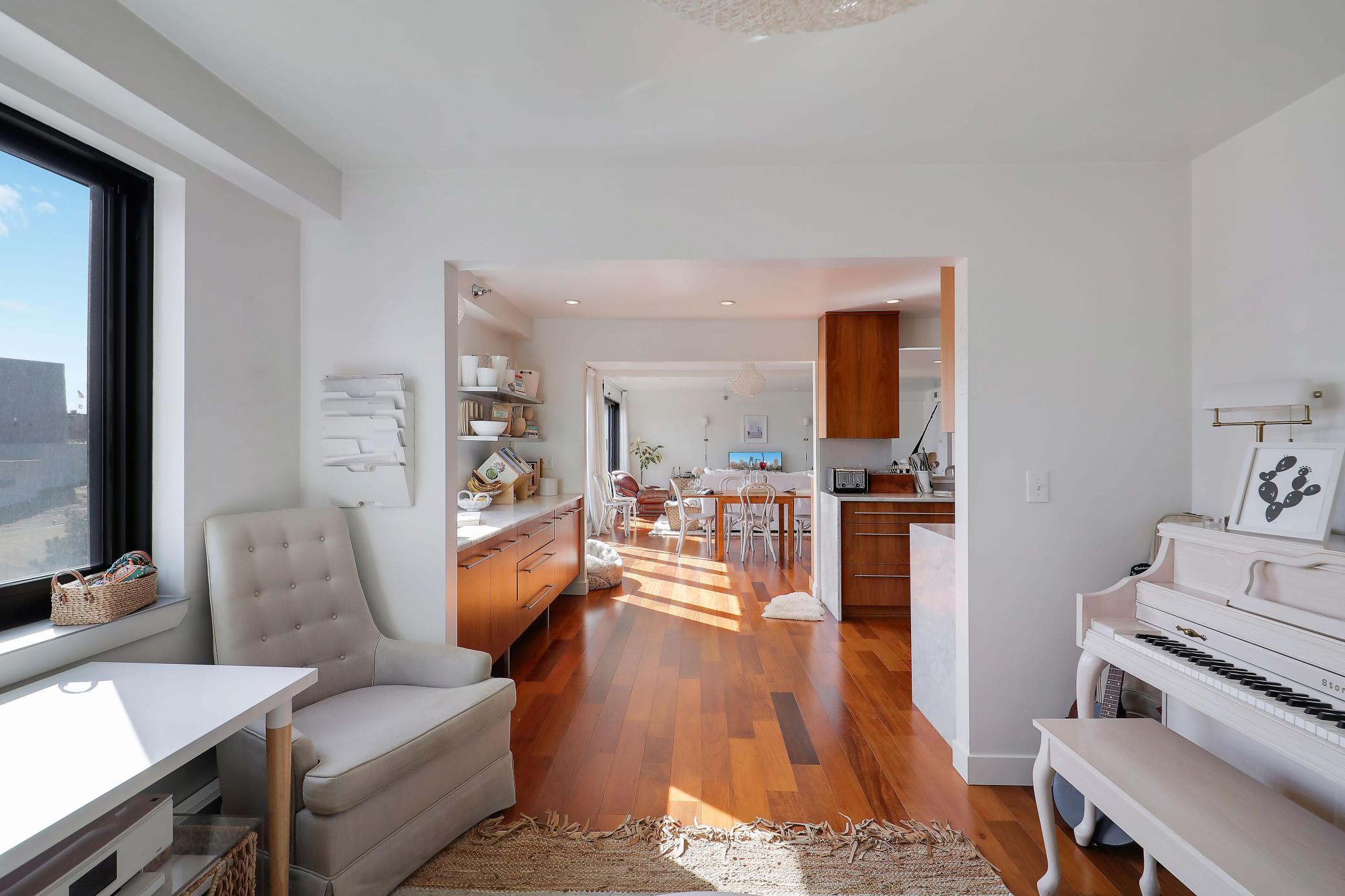 8710Photography-High-Resolution-48-Groveland-Terrace-Minneapolis-MN-55403-43.jpg