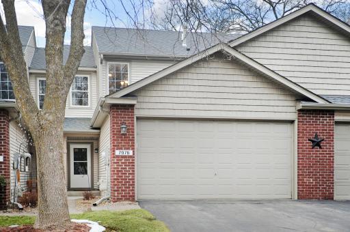 7976 Everest Lane N, Maple Grove, MN 55311