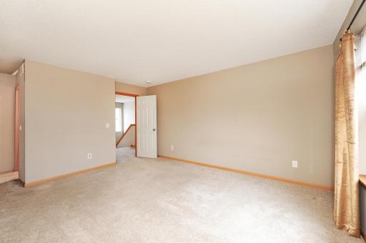 Very Large primary bedroom