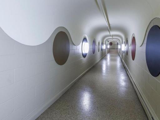 Underground tunnel to amenities is essential in MN winters!