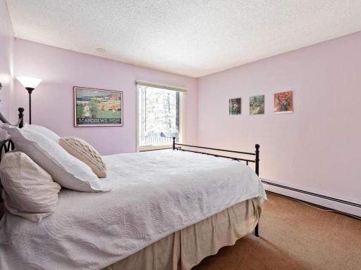 6075 Lincoln Drive, 211, Edina, MN 55436