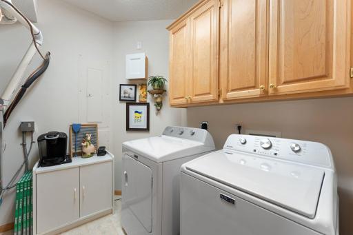 3485 Bay Knolls Drive NW, Prior Lake, MN 55372