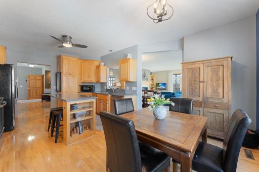 3485 Bay Knolls Drive NW, Prior Lake, MN 55372
