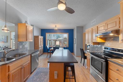 3485 Bay Knolls Drive NW, Prior Lake, MN 55372