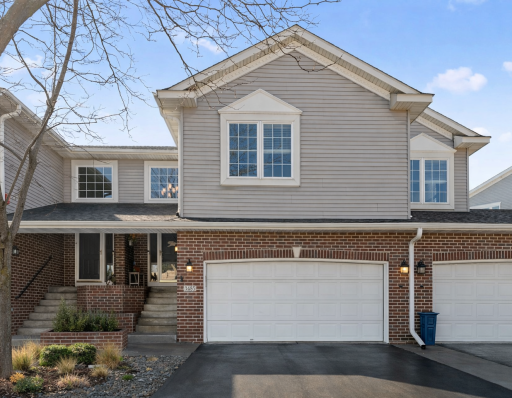A rare opportunity for refined, accessible living in the exclusive Glynwater community. Private elevator, tranquil wooded setting, and quality finishes throughout.