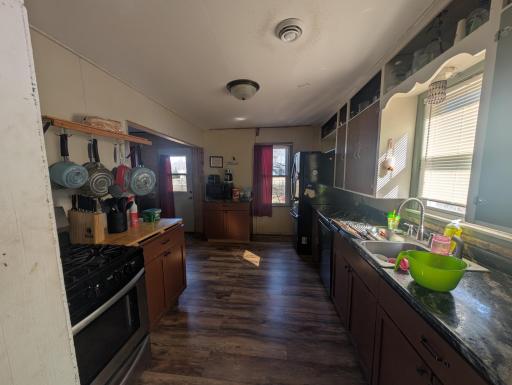 1262 237th Avenue NE, East Bethel, MN 55005