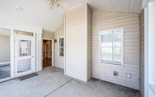 1548 18th Avenue NW, Faribault, MN 55021