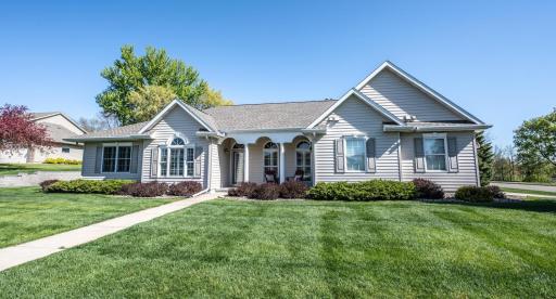 1548 18th Avenue NW, Faribault, MN 55021