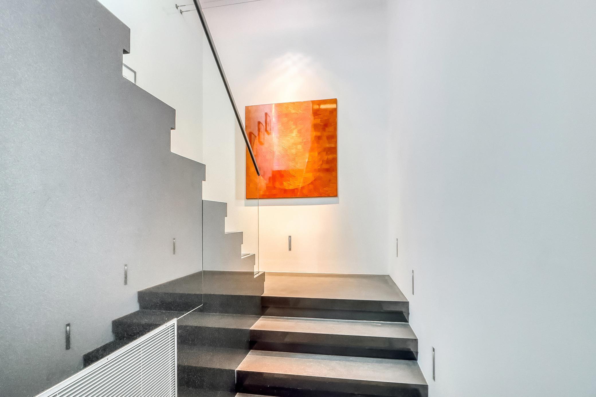 Stairway1_1.jpg
