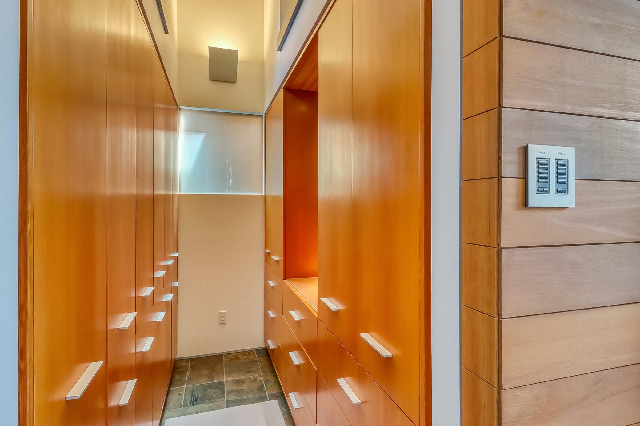 Primary Closet1_1.jpg