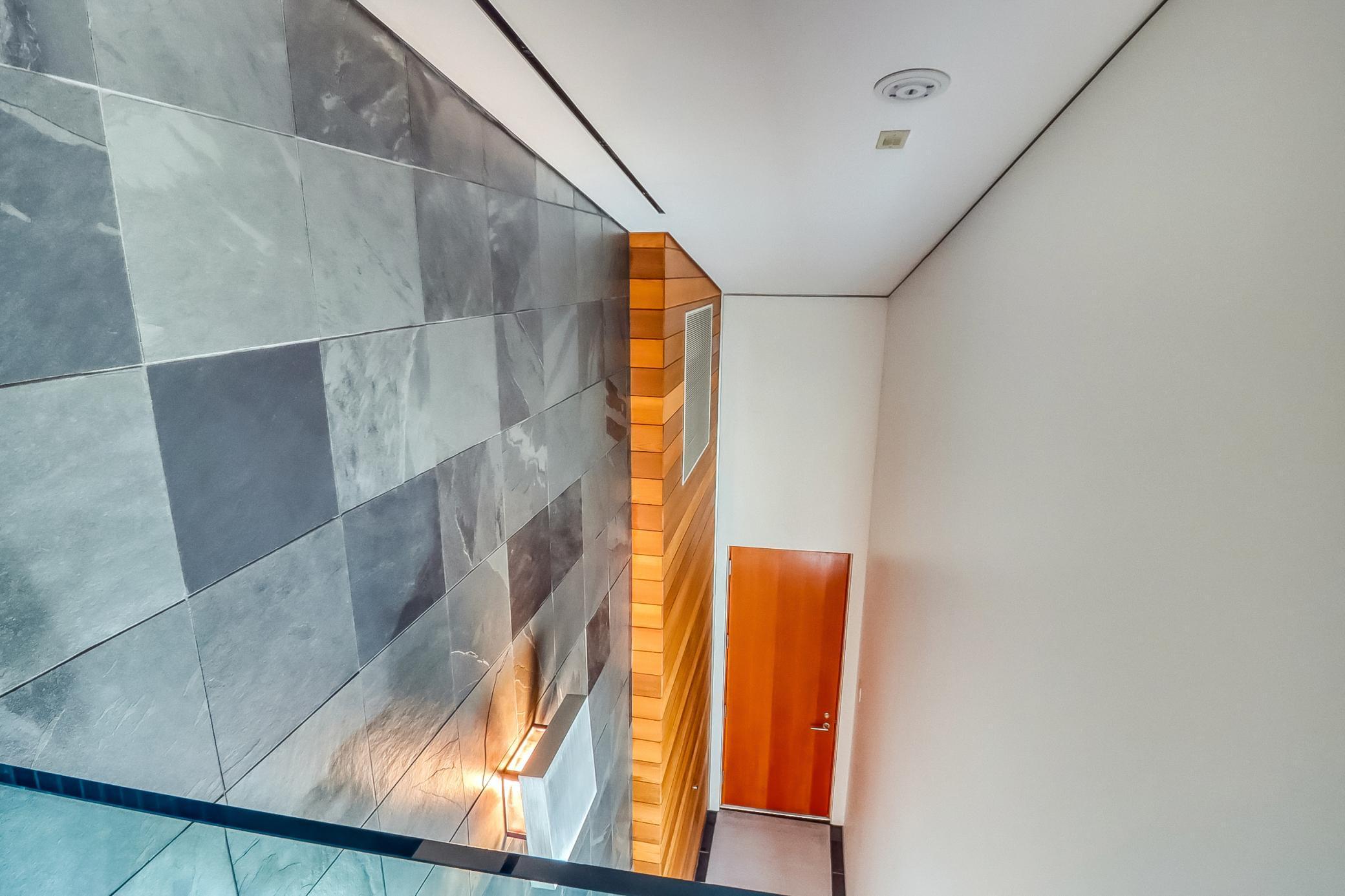 upstairs entryview.jpg