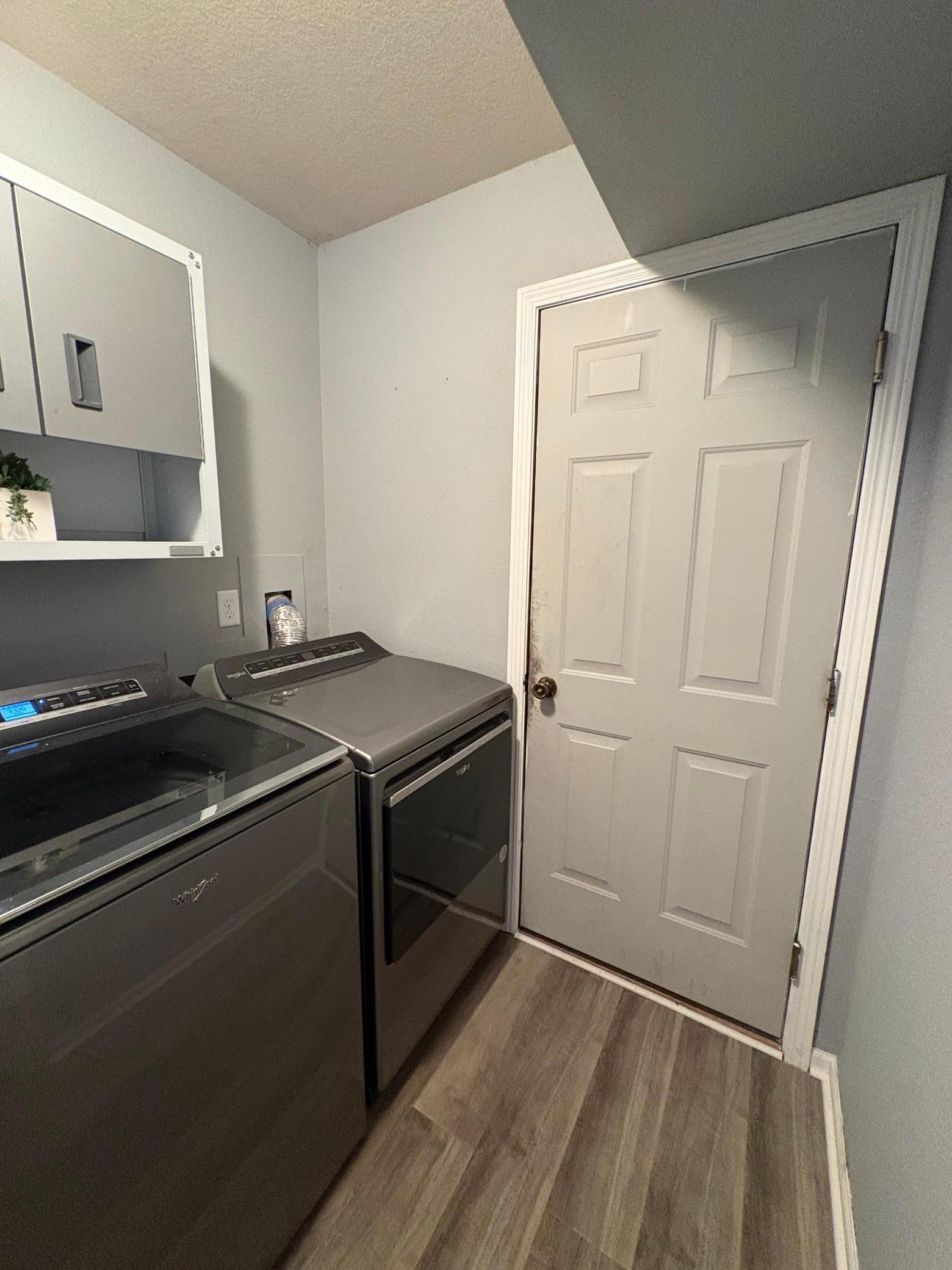 Laudry room between house and Garage