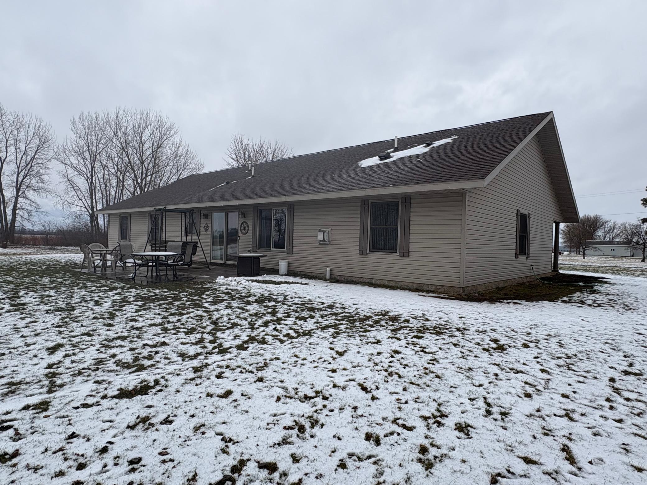 Back Patio - Private!!