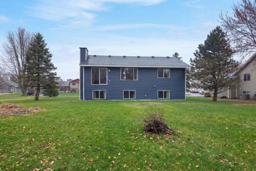 19941 Calgary Trail, Farmington, MN 55024